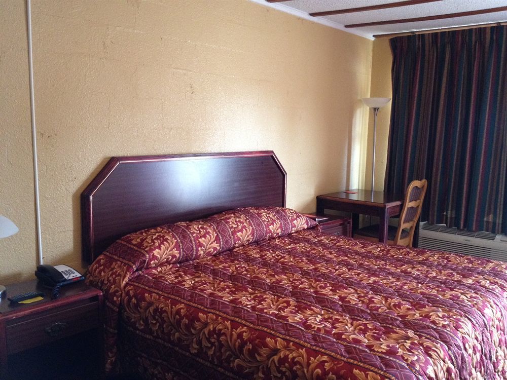 Holiday Motel Hugo Luaran gambar